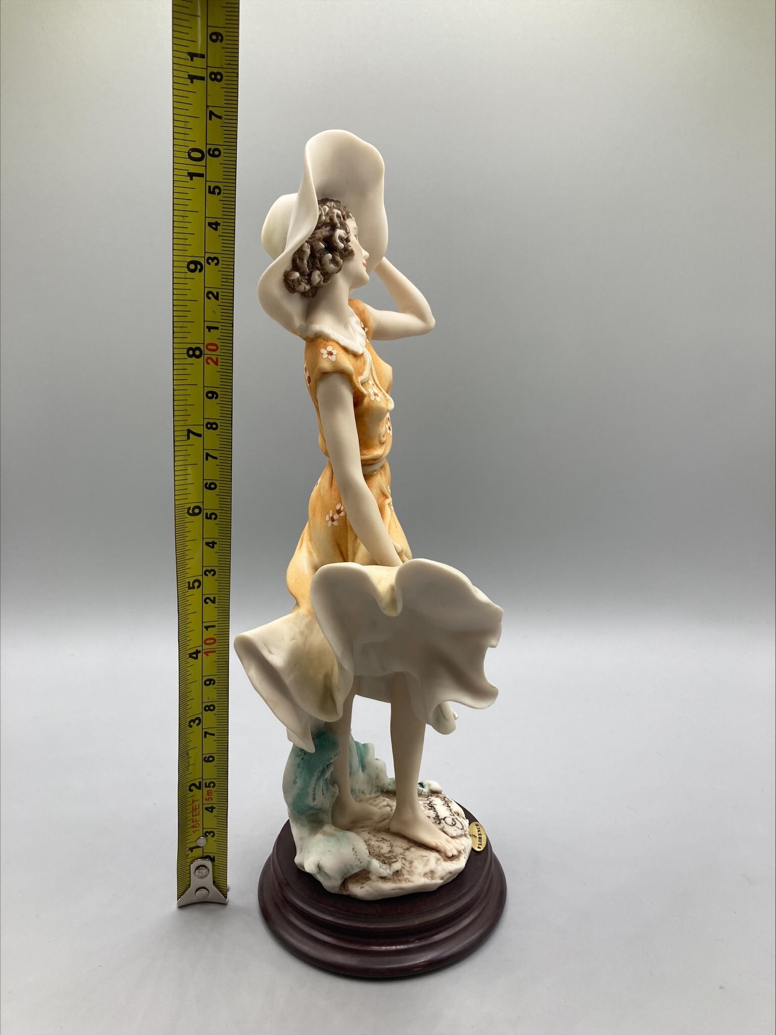 giuseppe armani figurines collectibles Figurine Of The Year