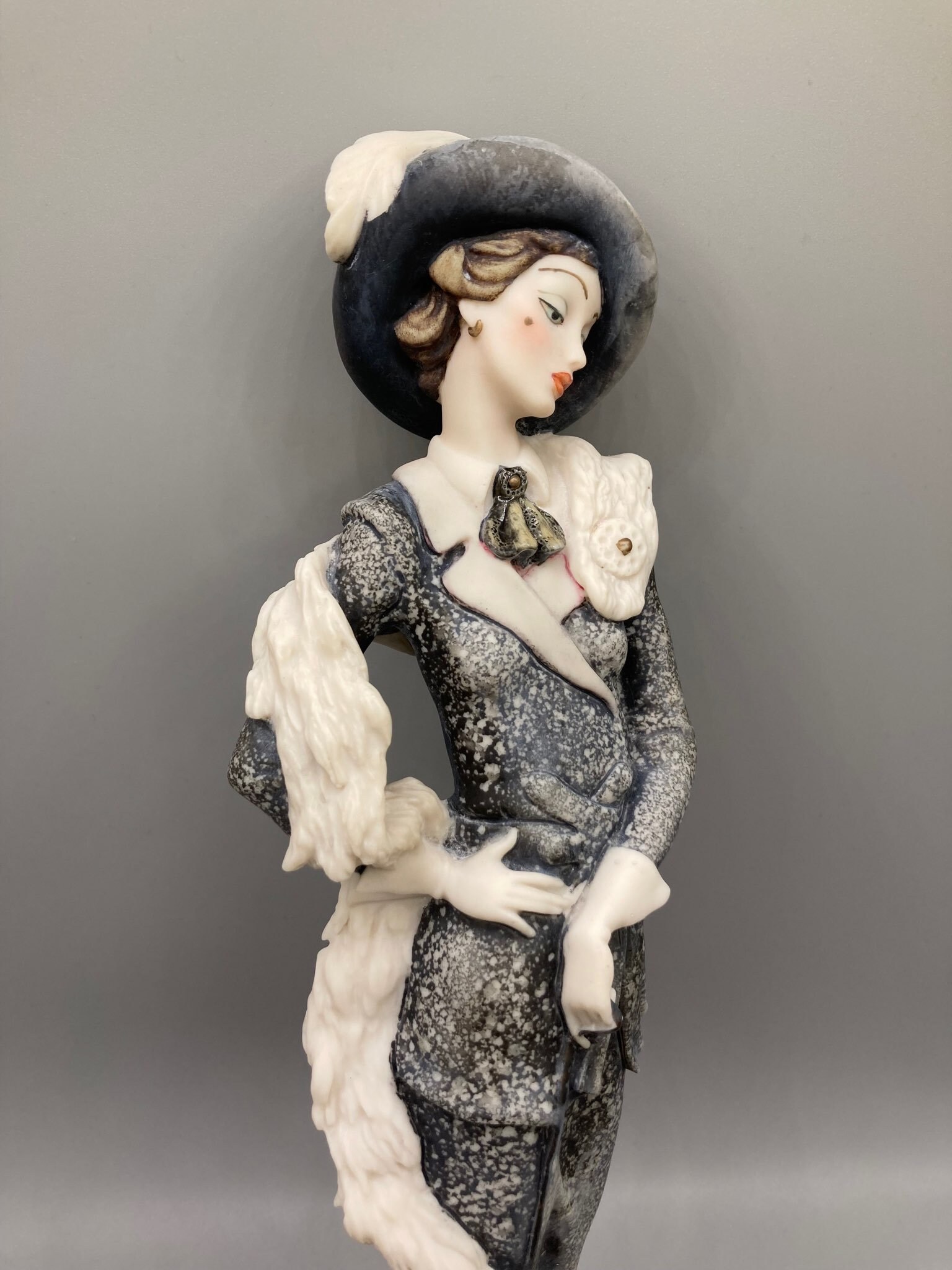 ジョゼッペアルマーニ  雪の上の仔猫 フローランス イタリア製 Yahoo!オークション -「ジョゼッペ アルマーニ」(置物