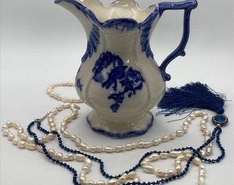 Jarra de loza de Staffordshire Flow Blue estilo vintage: Jarra floral