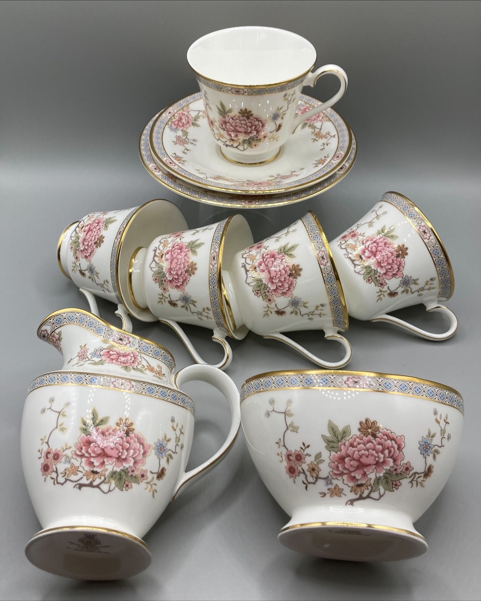 ロイヤルドルトン カントン ティーセット：ファインボーンチャイナ 21