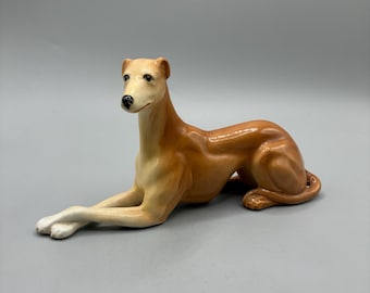 Figura vintage de galgo de SylvaC / Fabricada en Inglaterra