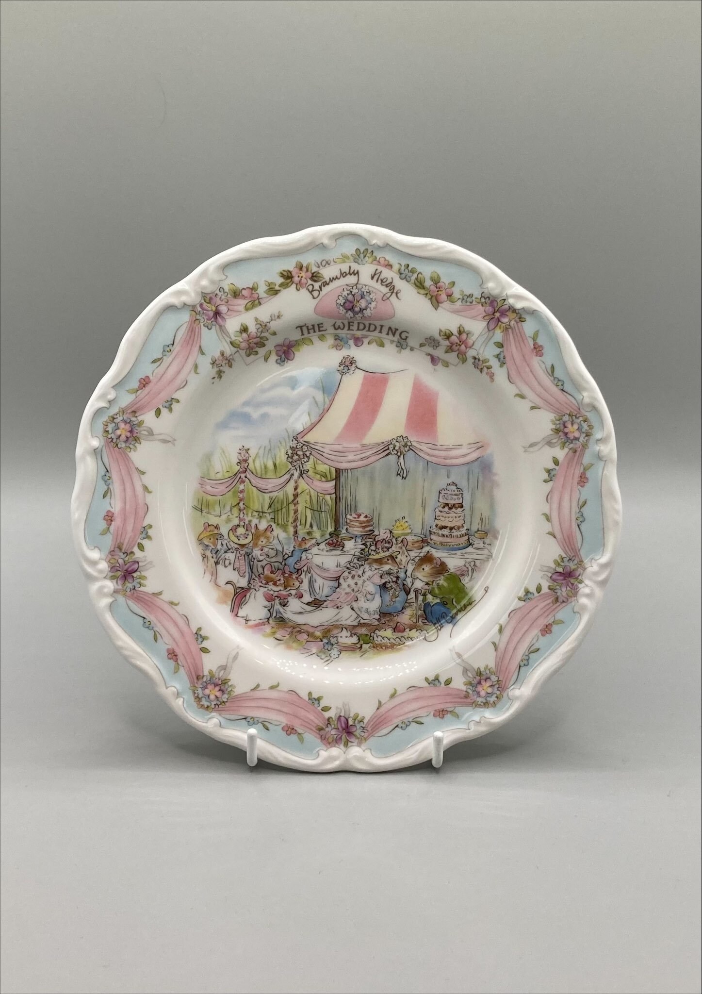 1987 Royal Doulton Brambly Hedge The Wedding Plate