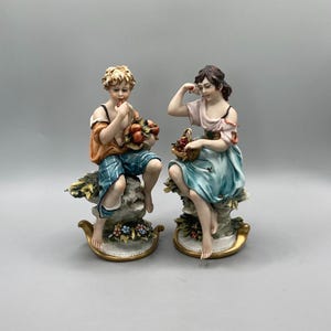 Capodimonte Porcellane Principe Figurines – Boy and Girl with Fruit Baskets, Hand-Painted, Italy
