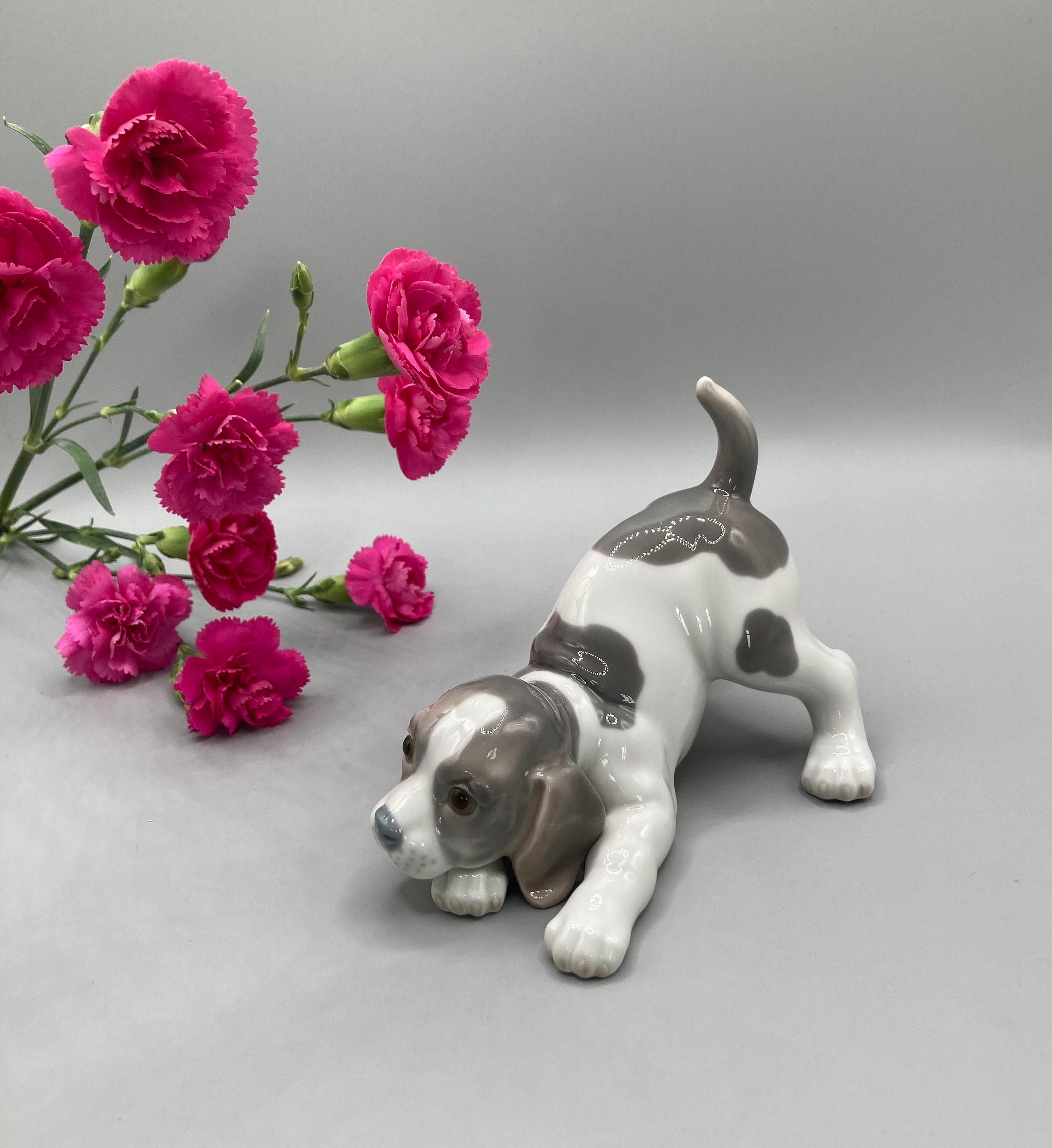 Vintage Lladro Playful Puppy Figurine: Beagle Dog, Home Decor - Etsy