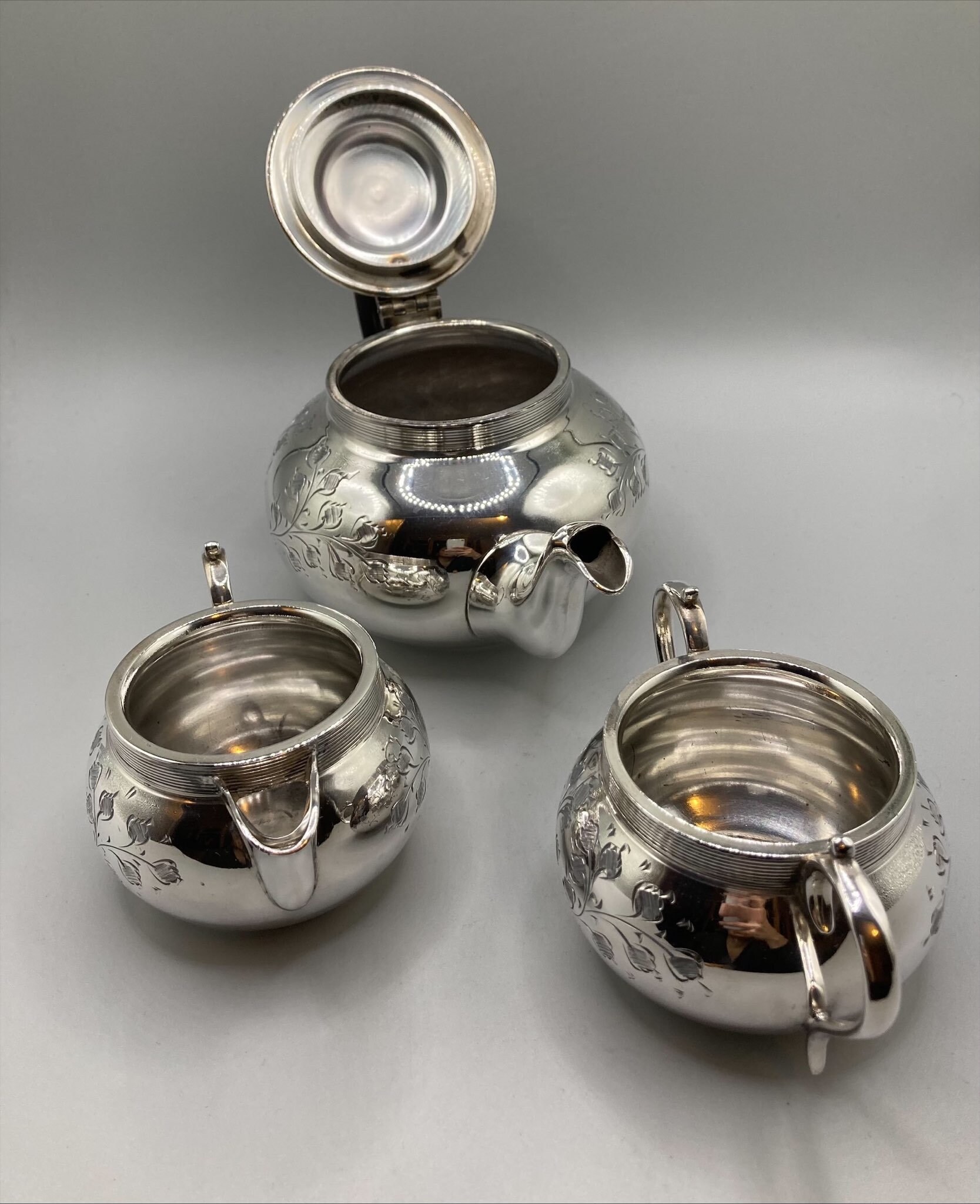 【 Cooper Bros 】クローバーのティーセット 3点 il_fullxfull.6779064451_4ox6.jpg