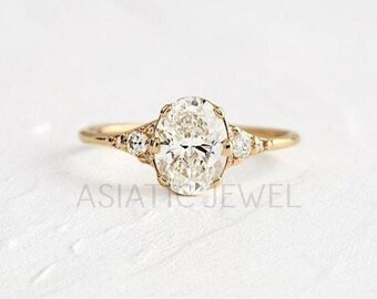 Oval Cut Moissanite Cluster Wedding Ring, 14K Solid Yellow Gold Promise Ring, Unique Women Ring, Anniversary Gift, Diamond Ring For Her