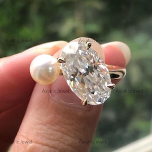 Oval-Cut & Pearl Moissanite Toi Et Moi Ring, 10K Solid Yellow Gold Engagement Ring, You And Me Ring, Proposal Ring, Anniversary Gift For Her