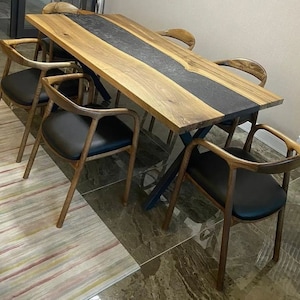 Walnut Epoxy Table / Walnut Kitchen Table / Custom Order Epoxy Dining Table / Walnut Desk / Live Edge / Dining Table / Rustik Table