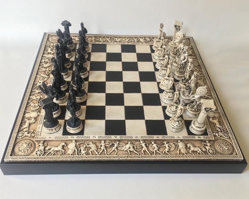 3D Printable Jogo de Xadrez Goianese / Art Deco Chess Set by