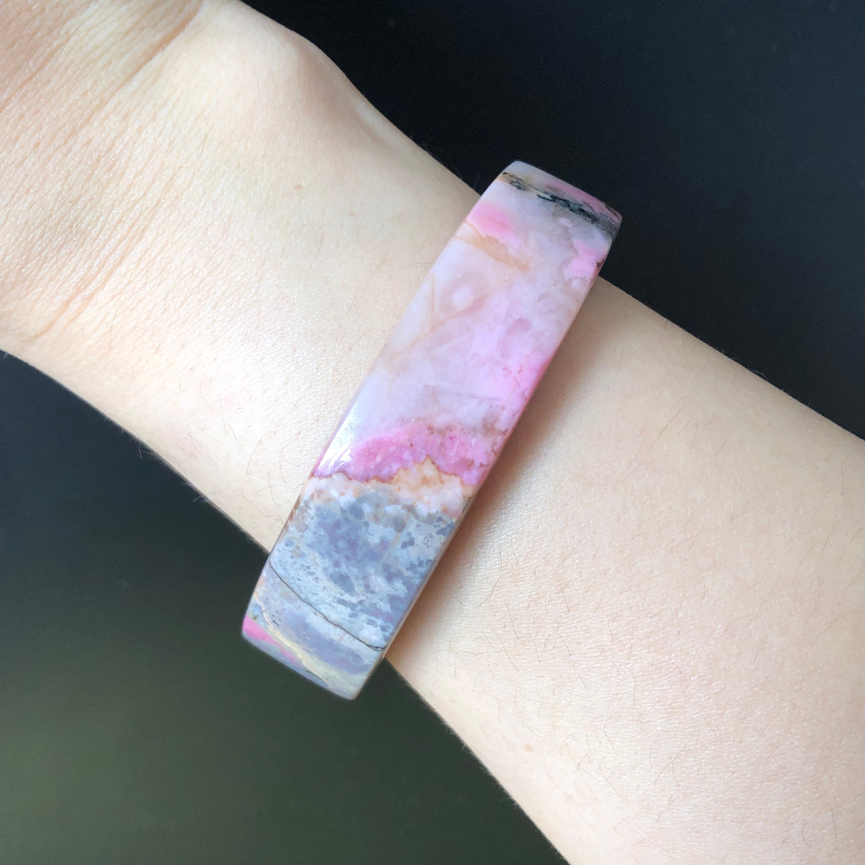 54.3 mm 天然ピンクロードナイト ストーン バングル ブレスレット