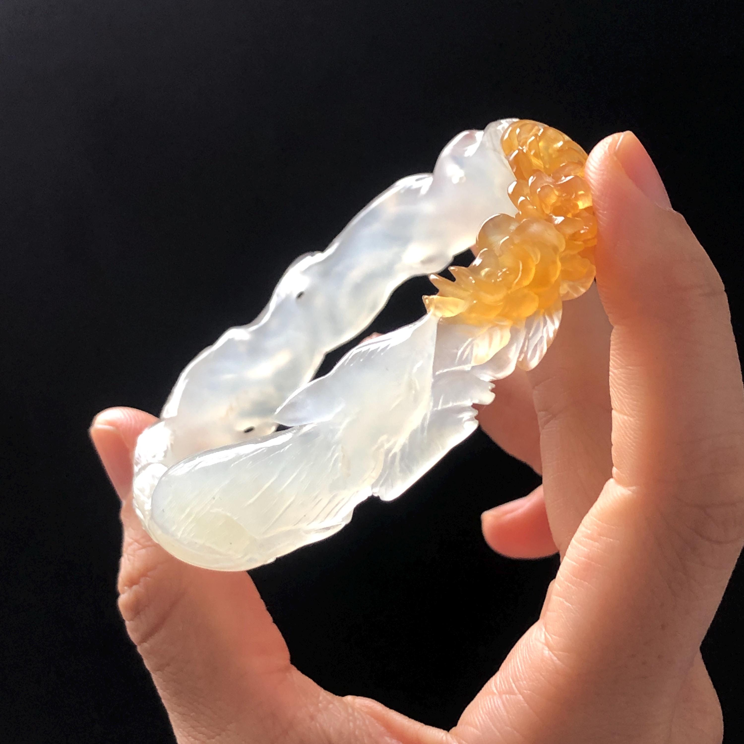 59.5mm Natural Xiu Jade Serpentine Hand Carved Nine-tailed Fox