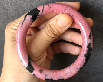 天然希少　ロードナイトバングル 57 mm 高品質天然ロードナイト バングル ブレスレット | ピンクの顆粒