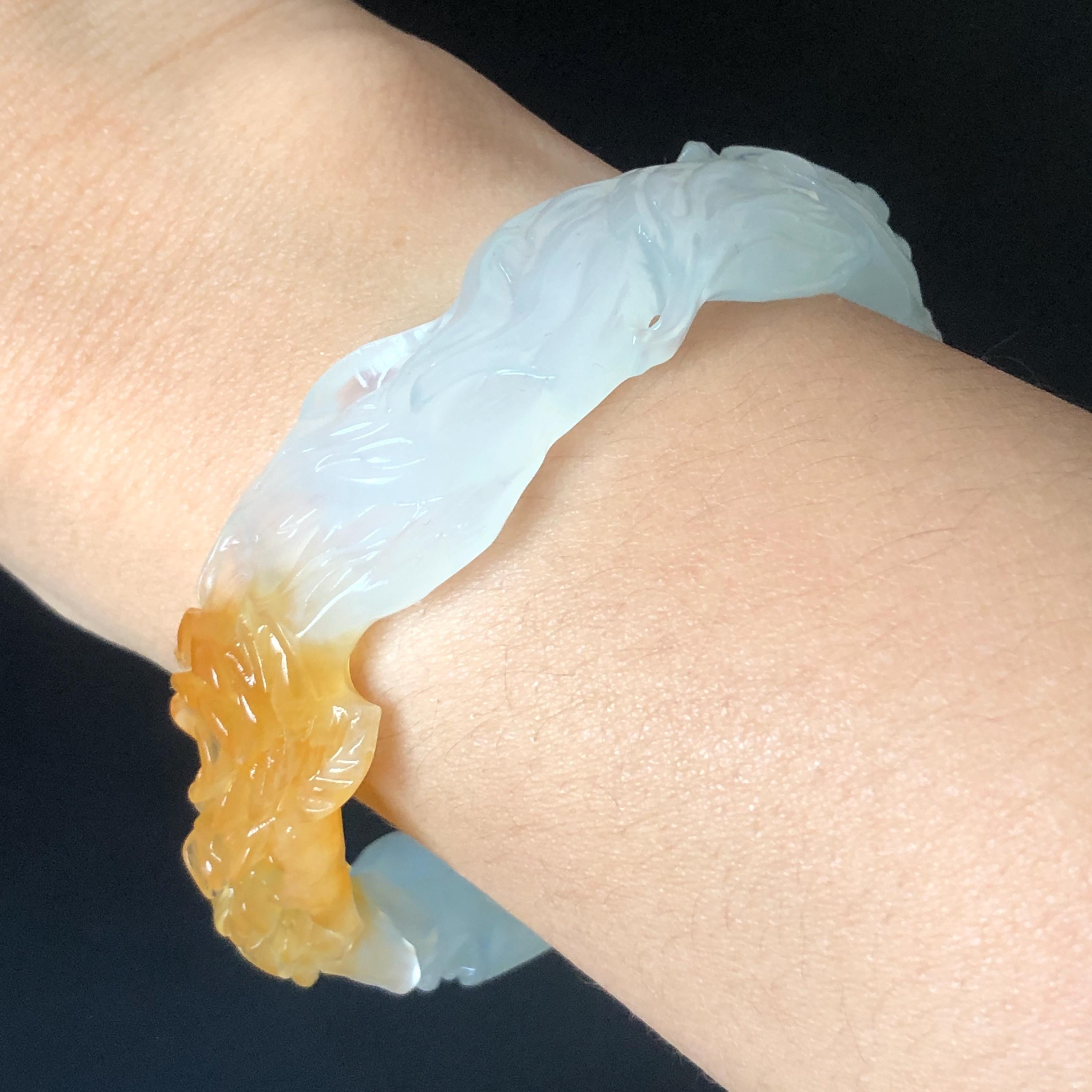 59.5mm Natural Xiu Jade Serpentine Hand Carved Nine-tailed Fox