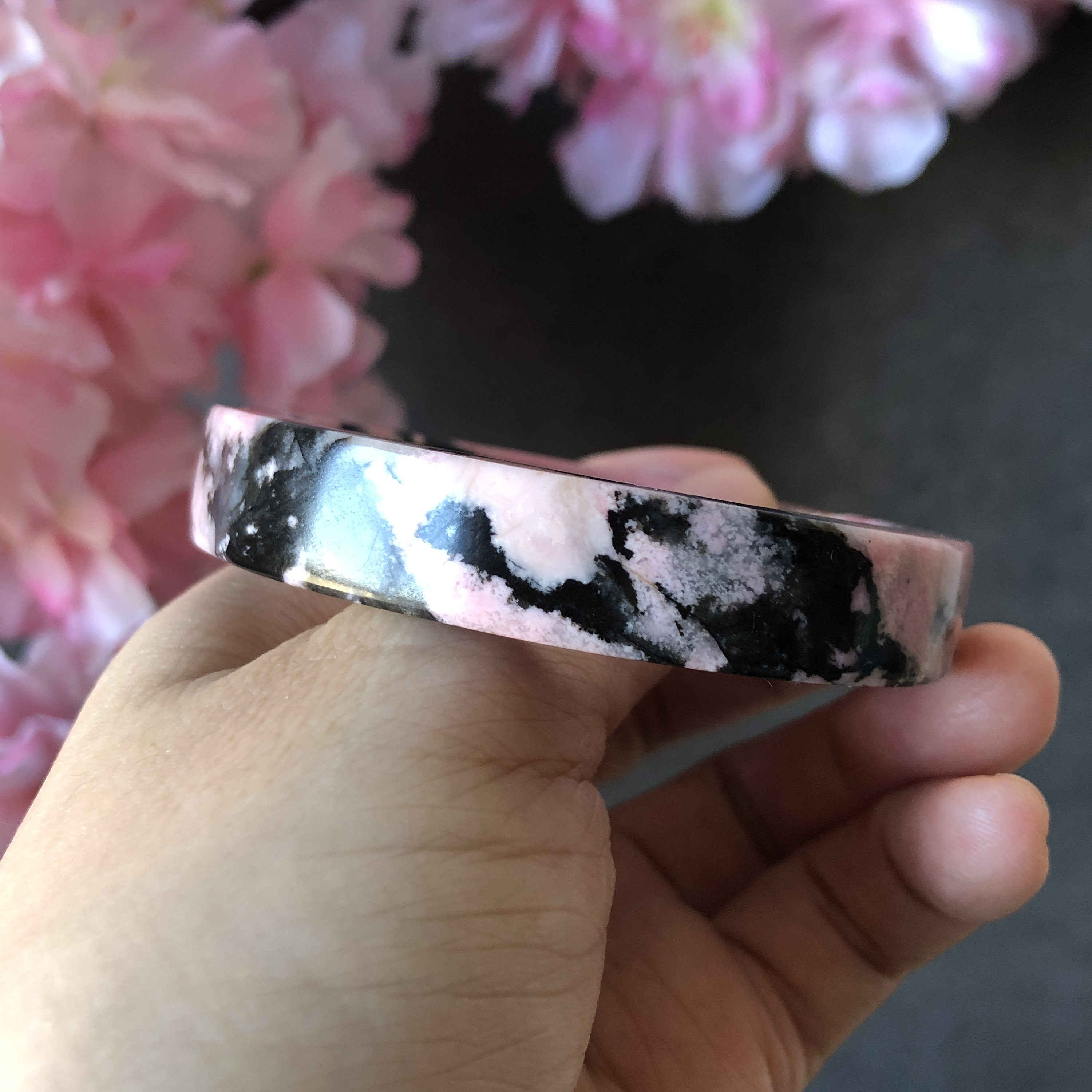 52.6 mm 天然ロードナイト ストーン バングル ブレスレット