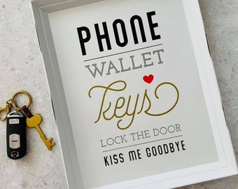 wristlet for phone and keys