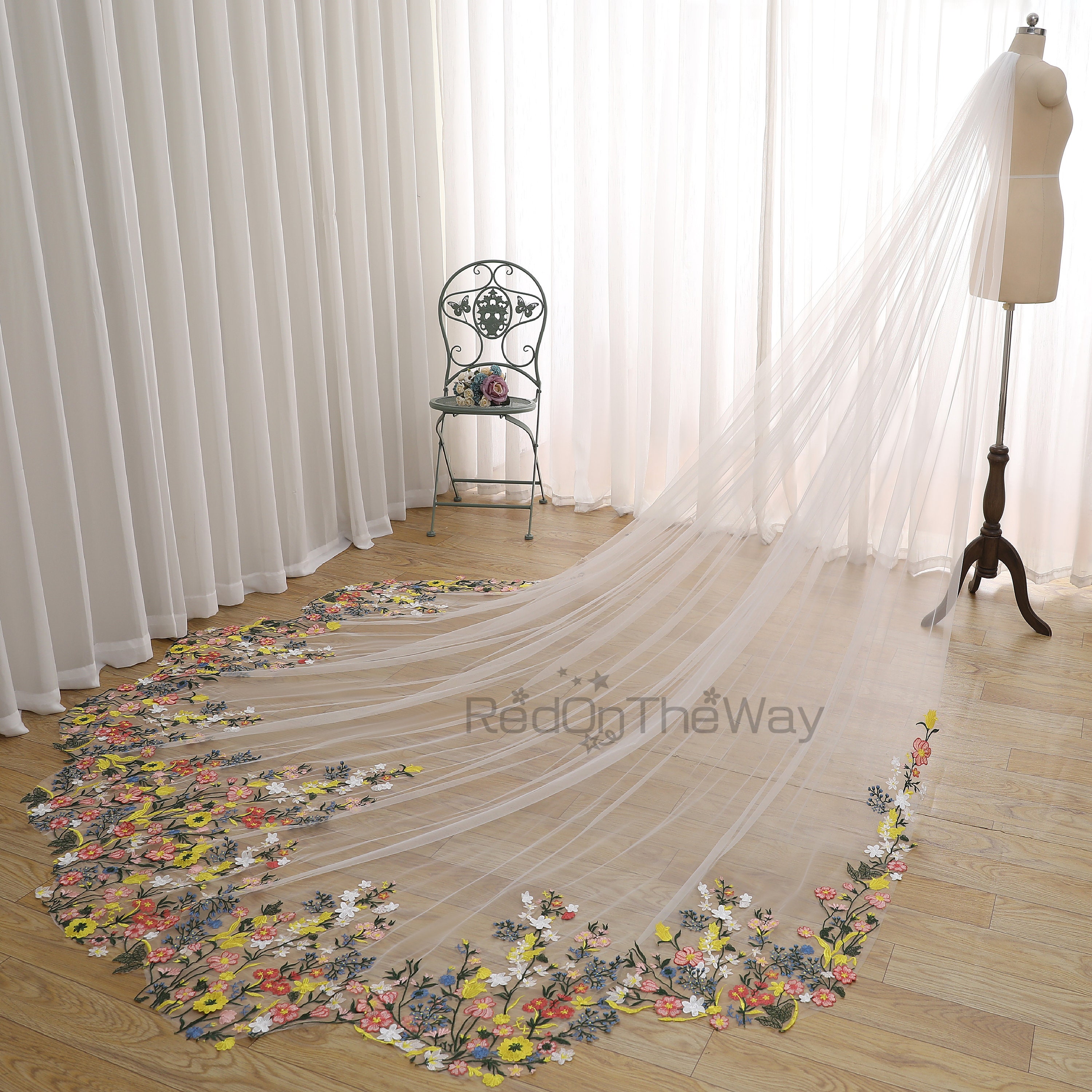 YHDDYG Wildflower Floral Embroidery Shoulder Cape Veil Secret