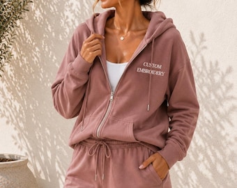 Ensemble salon de la mariée : sweat à capuche brodé et short assorti - Style douillet