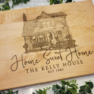 Engraved Portrait Charcuterie Platter - A Thoughtful and Personalized Gift for Any Occasion