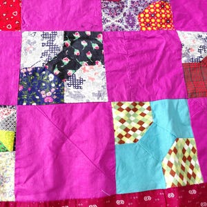 Top per trapunta patchwork fatta a mano con fiocco, solo 54x89 cm, rosa, rosso, patchwork multicolore