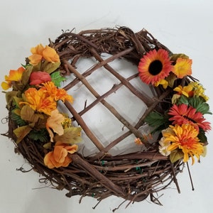 Fall Autumn Wreath Vine Twig Sunflower Daisy 18 Inch Orange Yellow