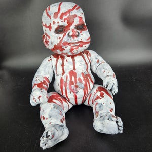 OOAK poupée bébé zombie effrayant effrayant effrayant Halloween horreur artiste sanglant 9 po