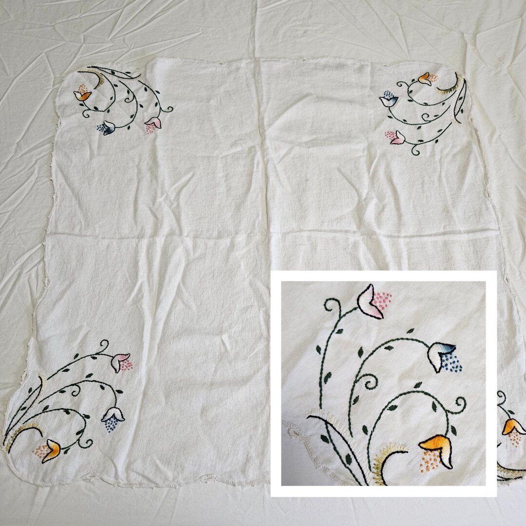 テーブルクロス スクエア ホワイト コットン 刺繍 花柄 布 リネン 32