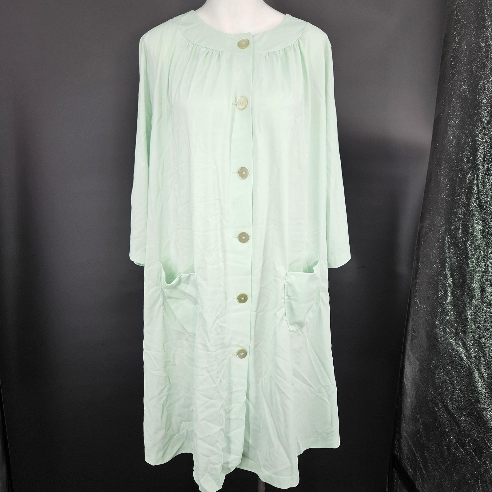 white christmas dresses Lightweight Men's Bathrobe - Oxford