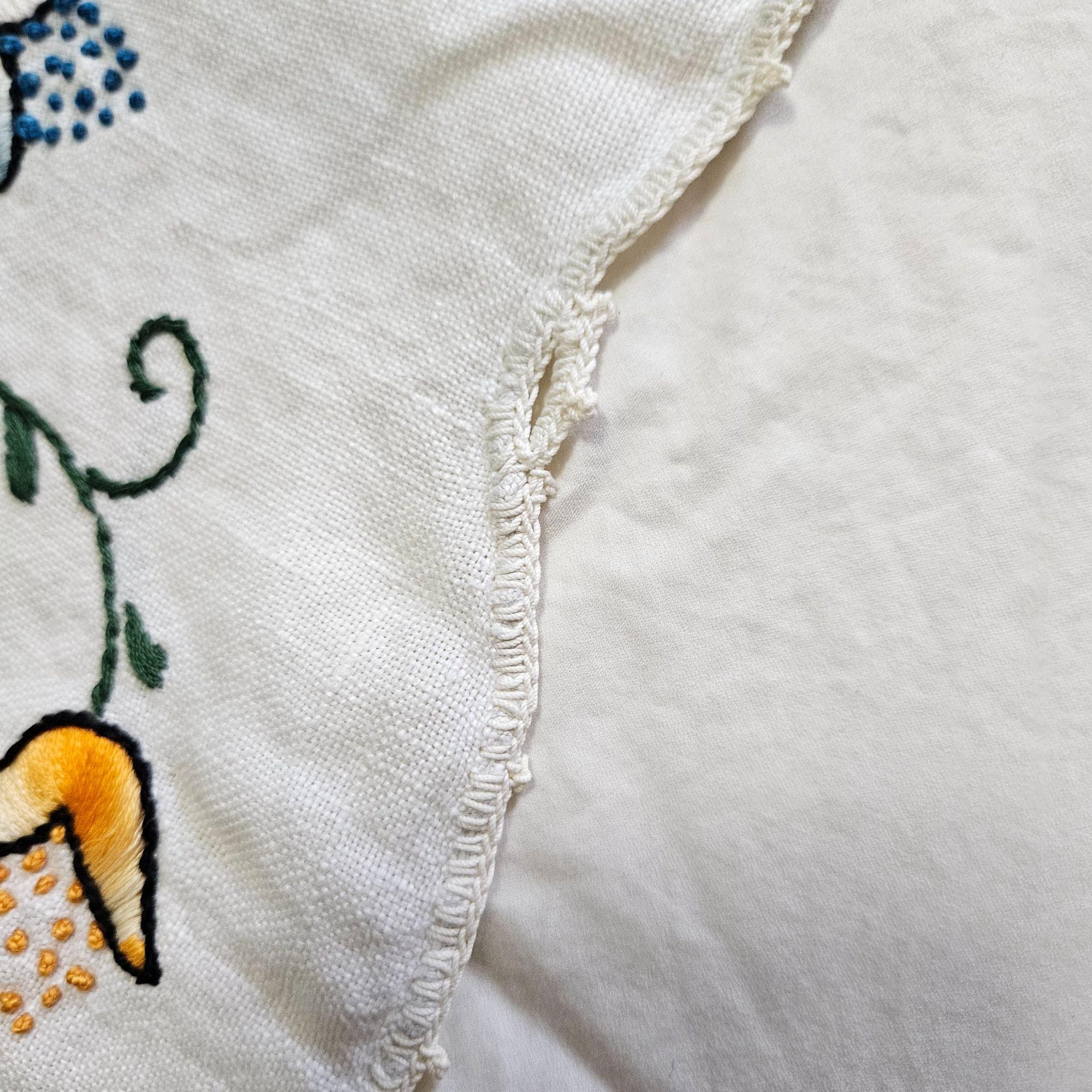 テーブルクロス スクエア ホワイト コットン 刺繍 花柄 布 リネン 32