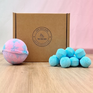 Handmade Bath Bomb Gift Set: Natural Essential Oils, Vegan & Cruelty-Free