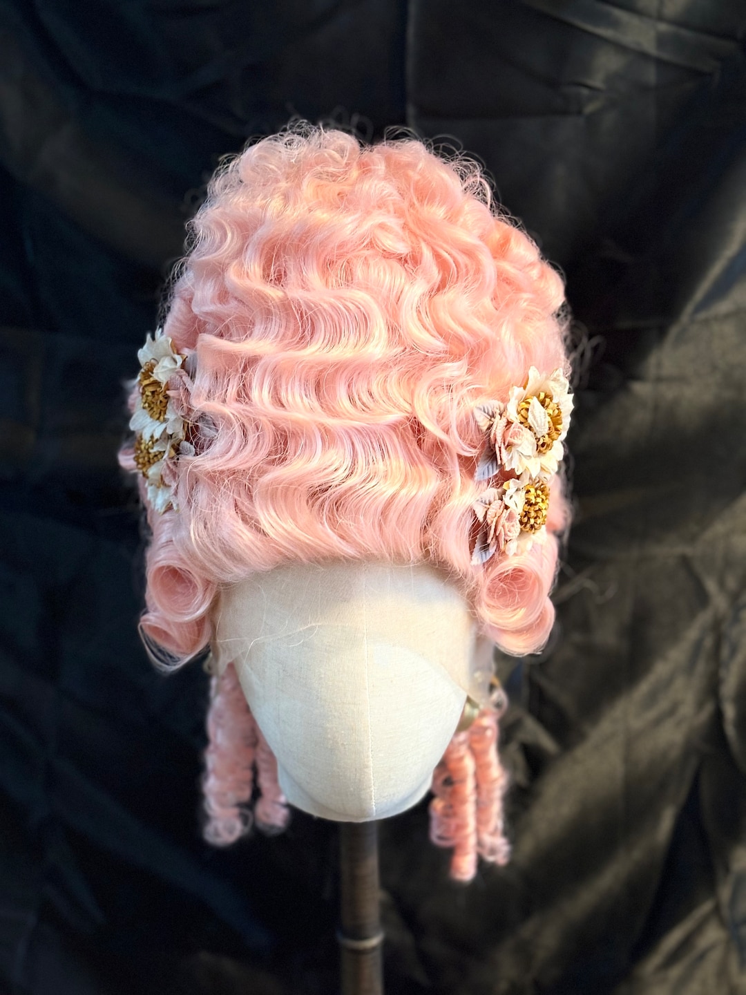 18th Century Marie Antoniette Rococco Style Pink Lace Front 