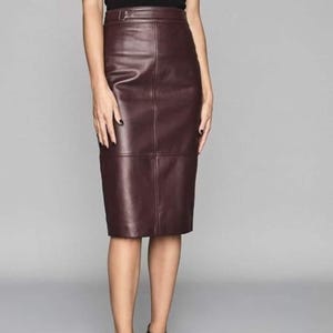 Women's lambskin skirt, burgundy leather pencil skirt, skirt for celebrity vintage cocktail outfits, leather skirt, skirt, ready to shipped
