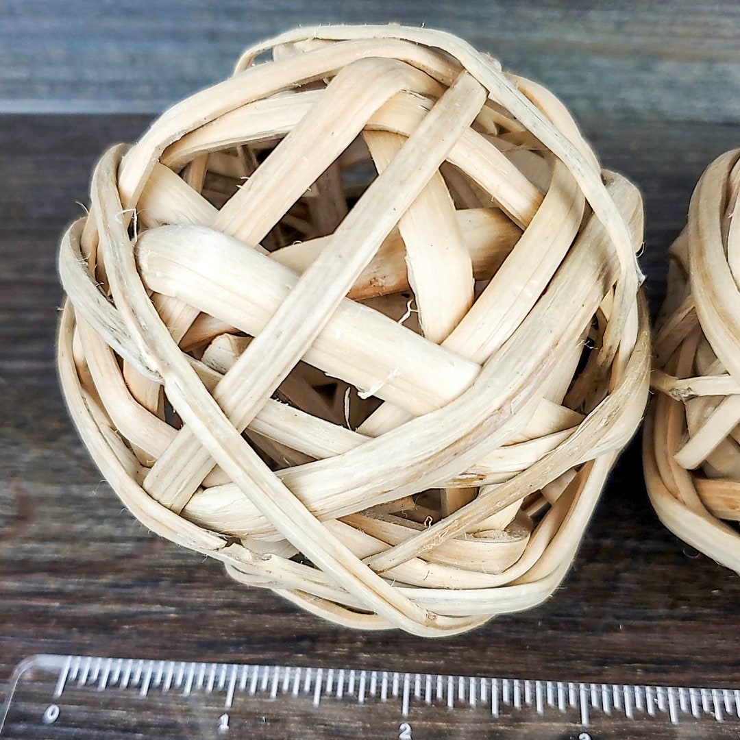 3 Super Bamboo Balls 2 Pack Safe Chews for Guinea Pigs, Bunny Rabbits, Chinchillas, Rats and