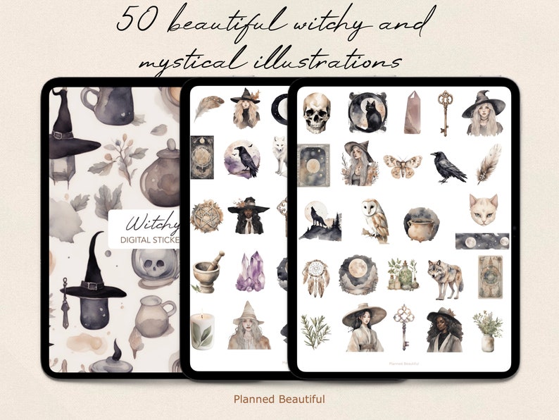 Pu&ograve; includere: Un set di adesivi digitali con 50 illustrazioni di streghe e mistiche. Le illustrazioni sono in stile acquerello e presentano una variet&agrave; di immagini, tra cui streghe, gatti, gufi, lune, cristalli e altro ancora. Il testo "Witchy Digital Stickers" &egrave; visibile nell'immagine.