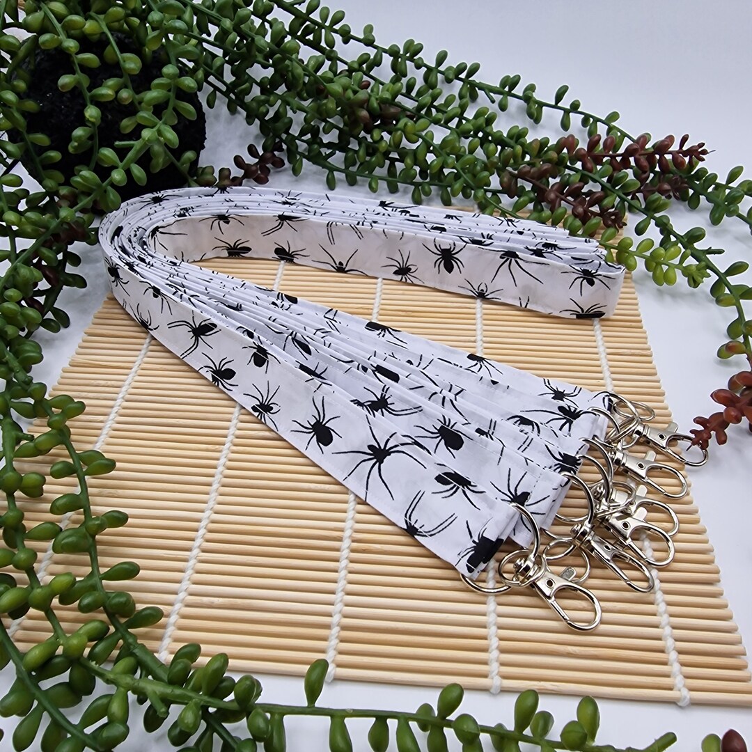 Scary Spider Lanyard: Spooky Halloween Key/id Holder - Etsy