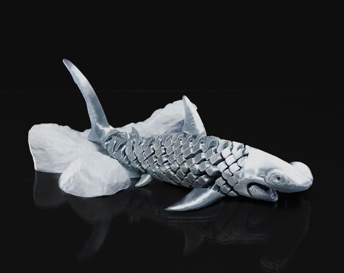 Articulated Hammerhead Shark, Hammerhead Shark Sensory Fidget Toy, Articulated Hammerhead Shark Figurine, 3D Printed Desktop Toy