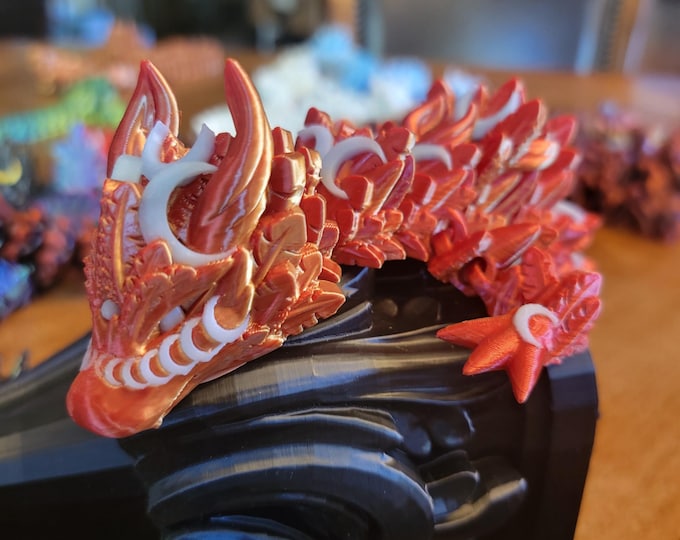 Medium 23" 3D Printed Lunar Dragon, Sensory Fidget Toy, Articulated Dragon Figurine, Room Decor, Dragon Toy, Desktop Toy.