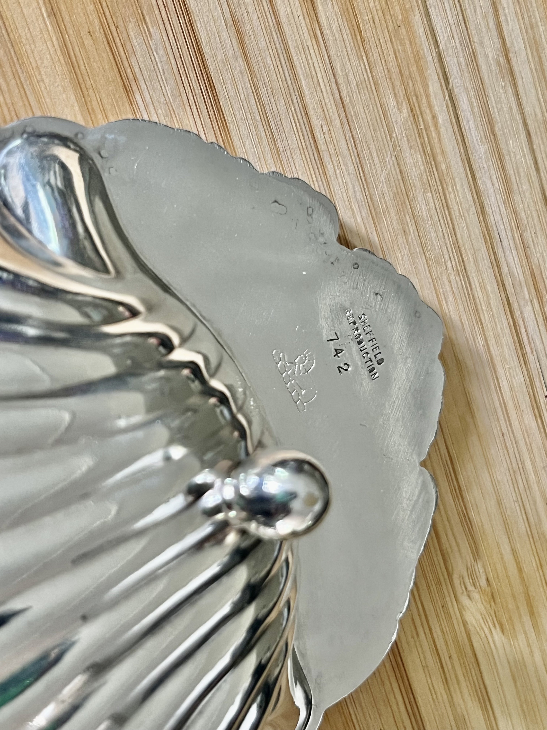 Vintage Grand 16″ Silverplate Shell Hostess Centerpiece Tray with Ornate Handle – Made in USA
