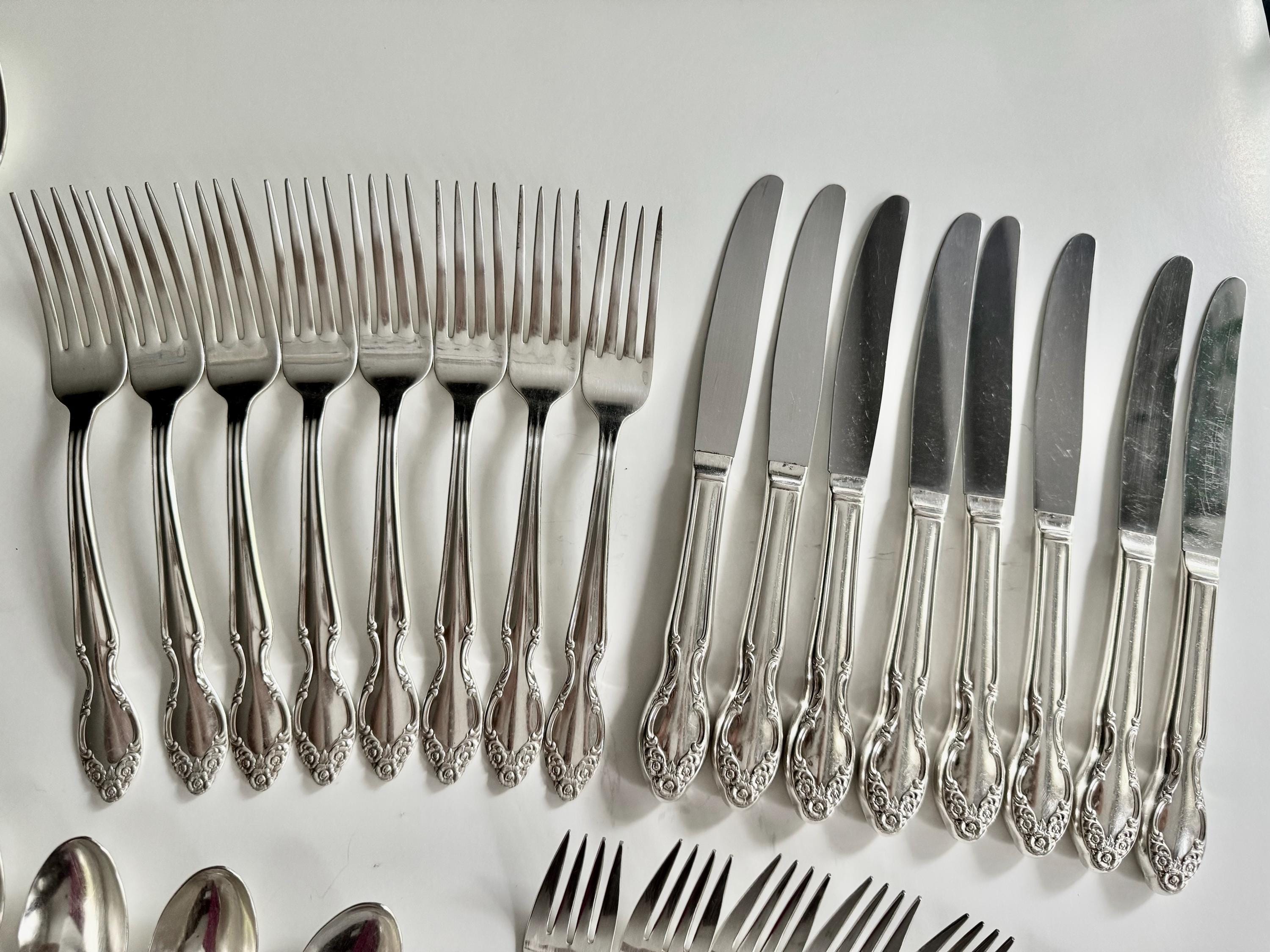 Vintage Silverplate “Silvery Mist” Rogers Bro 1955+ Silverware — Complete Set for 8 Persons 46pcs