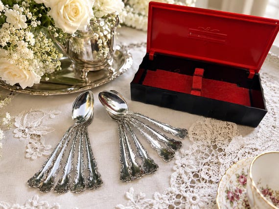 Antique Dresden 1911 Silverplate Teaspoons – Set of 11 – Stratford Silver Co. – Ornate Rococo Flatware – Tea Spoons