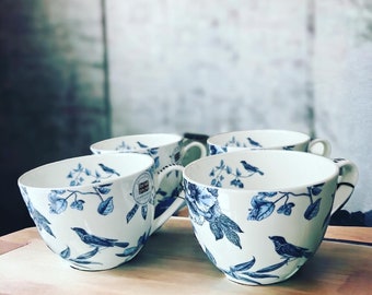 NEW! Classic Blue White Fine Bone China English Design - 4 Latte Cups - Blue Bird & Willow Large and Delicate