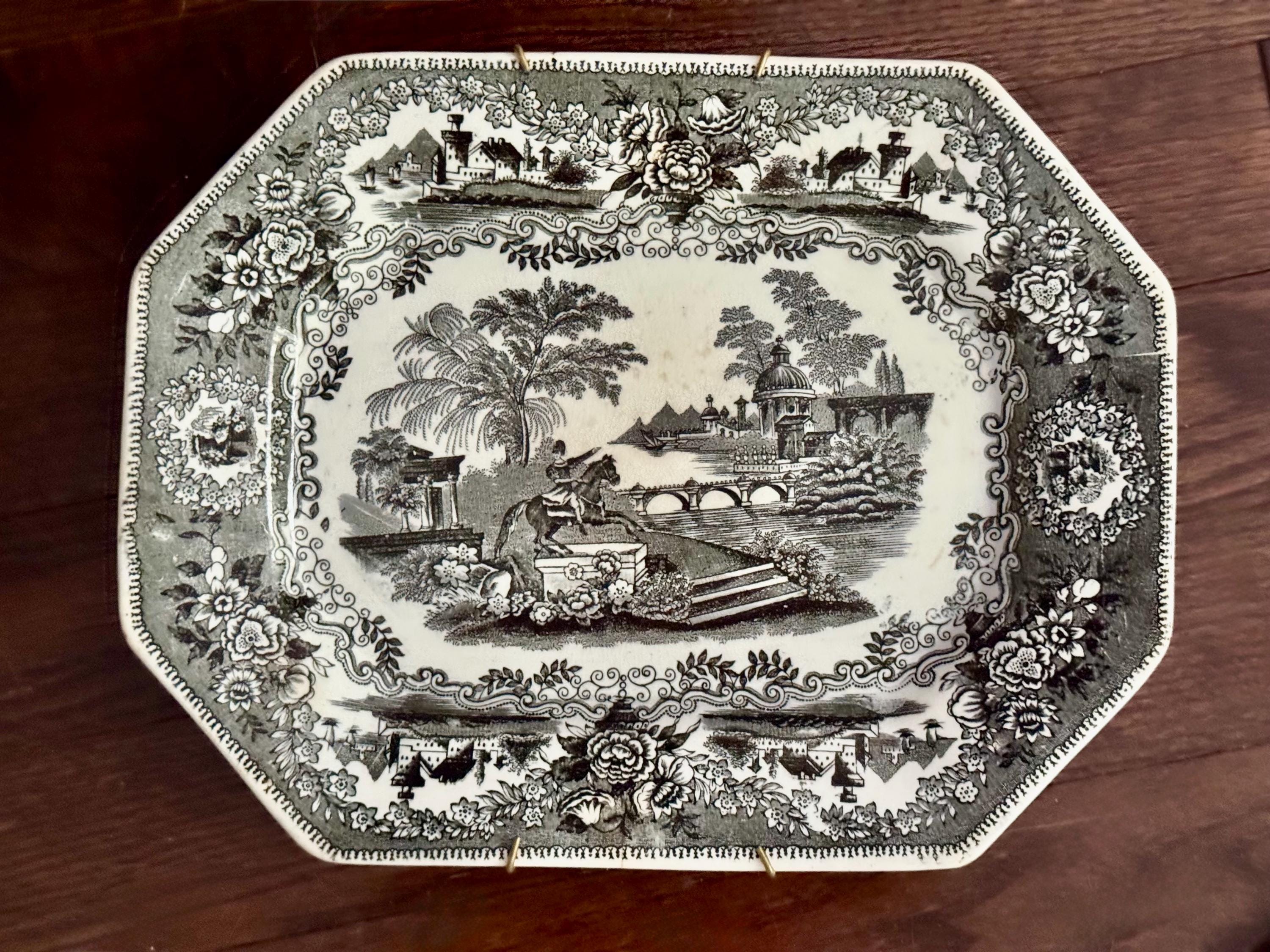 Vintage Royalty Wall Plates – Black & White Gallery Collection, Ceramic Porcelain