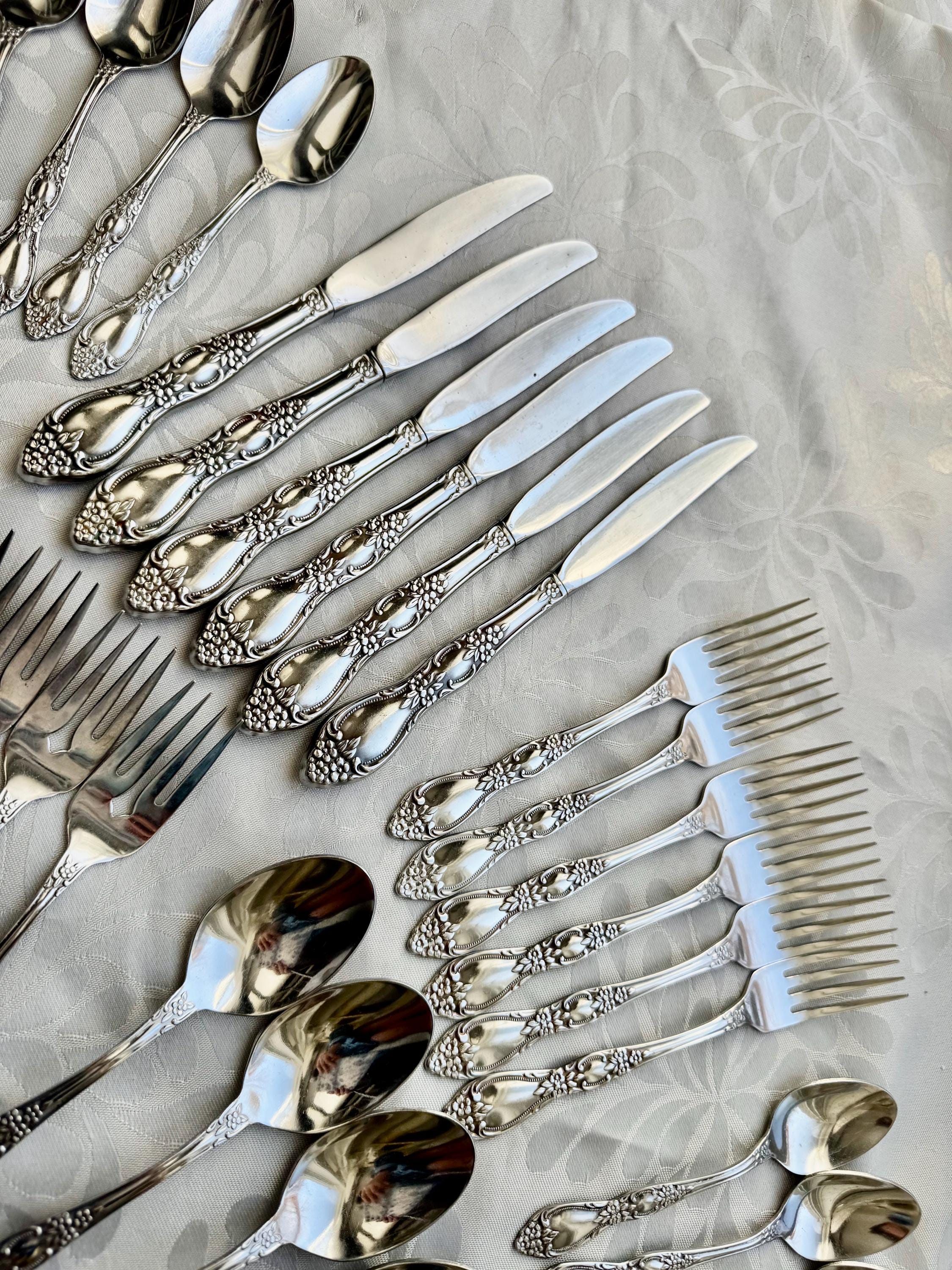Vintage Oneida Huntington USA (Stainless 1977-1991) Flatware Set – Complete Set for 6 (36 items)