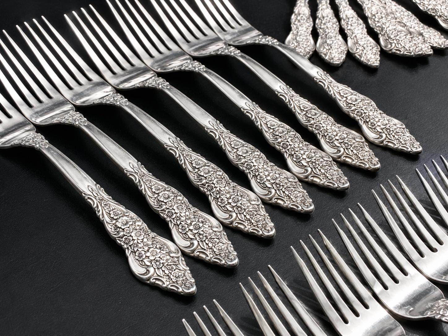 Vintage 1847 Rogers Bros Silver Renaissance Silverplate Flatware