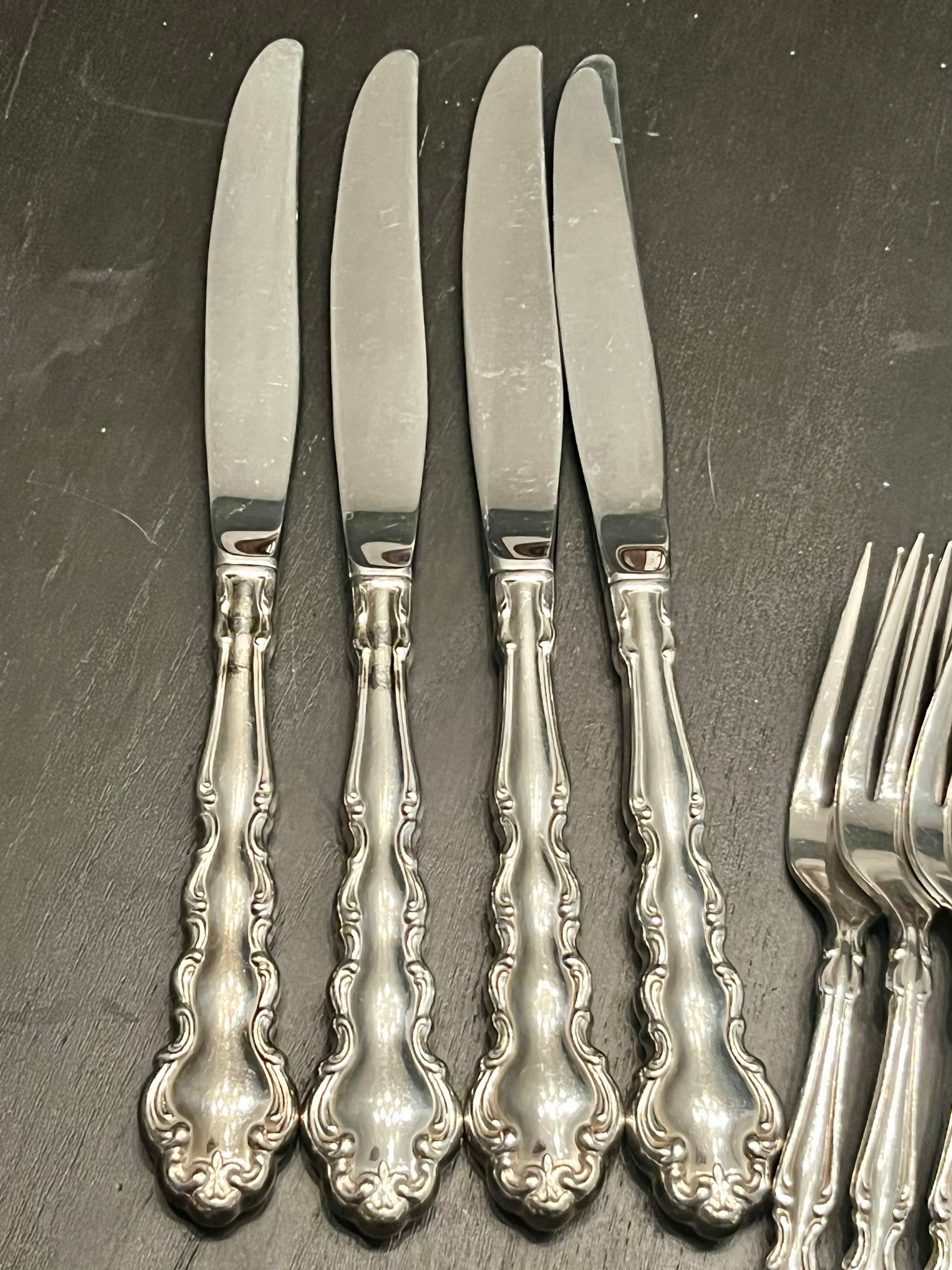 Vintage Oneida Silverplate Flatware Set: Modern Baroque Complete Service for 8