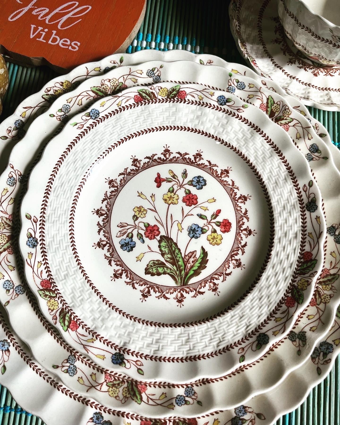 Vintage Spode England - Cowslip - Dinner Plates Sets