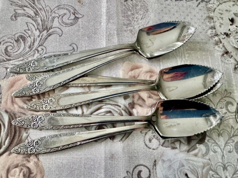Vintage NASCO “Mariana / Jasmin” Stainless Flatware Collection – Floral Roses Pattern Korea bild 4