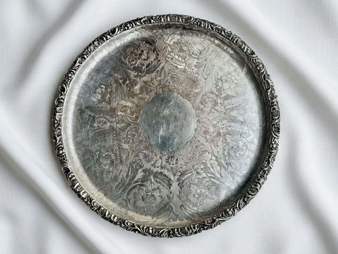 Antique Sheffield Silverplate Round Serving Tray – 11.5″ – Barker Ellis (c.1912+)
