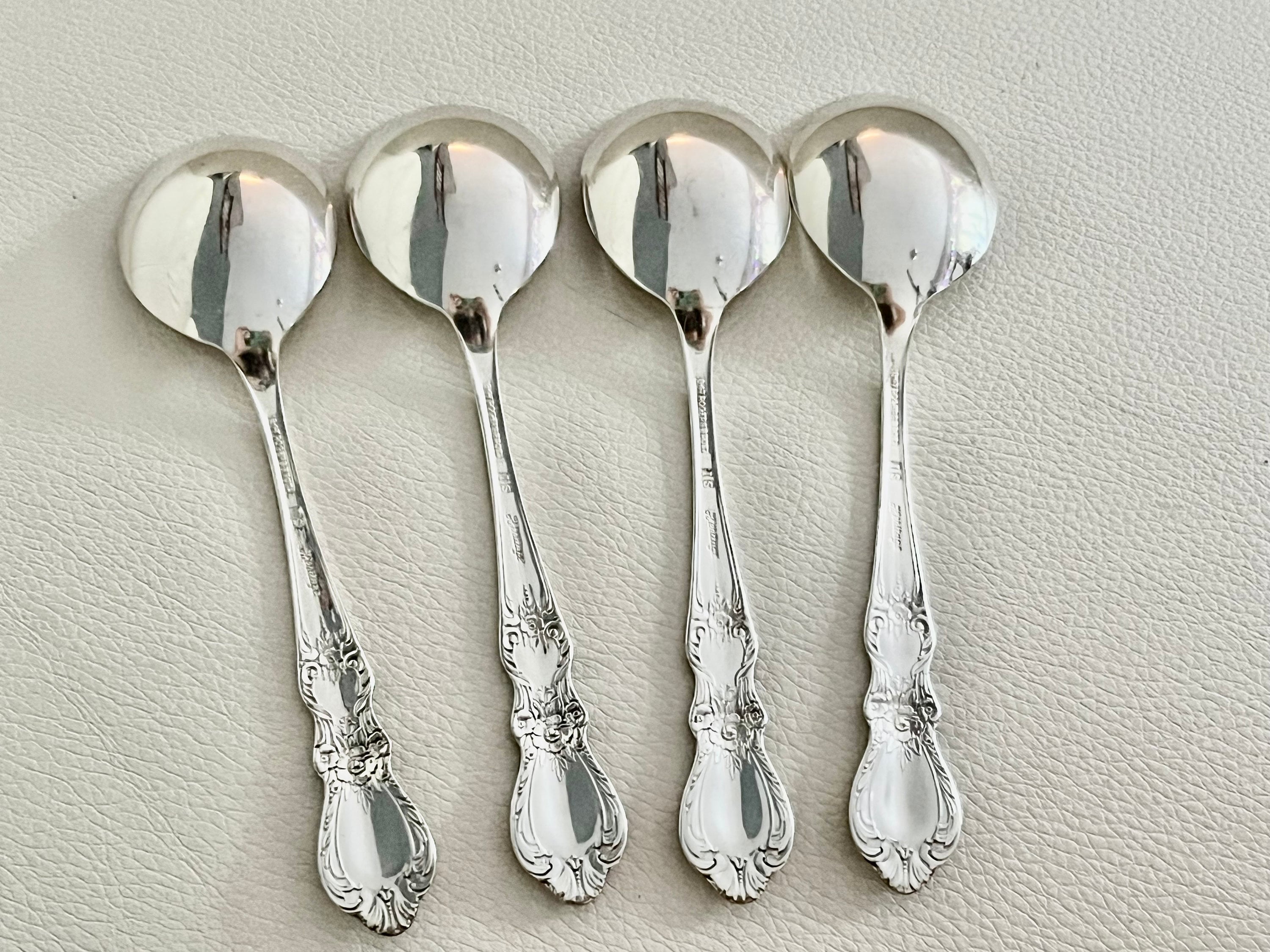 Vintage Large Round Bowl Cream/Soup Spoons — Set of 12 — Silver Plated Silverware “Heritage”