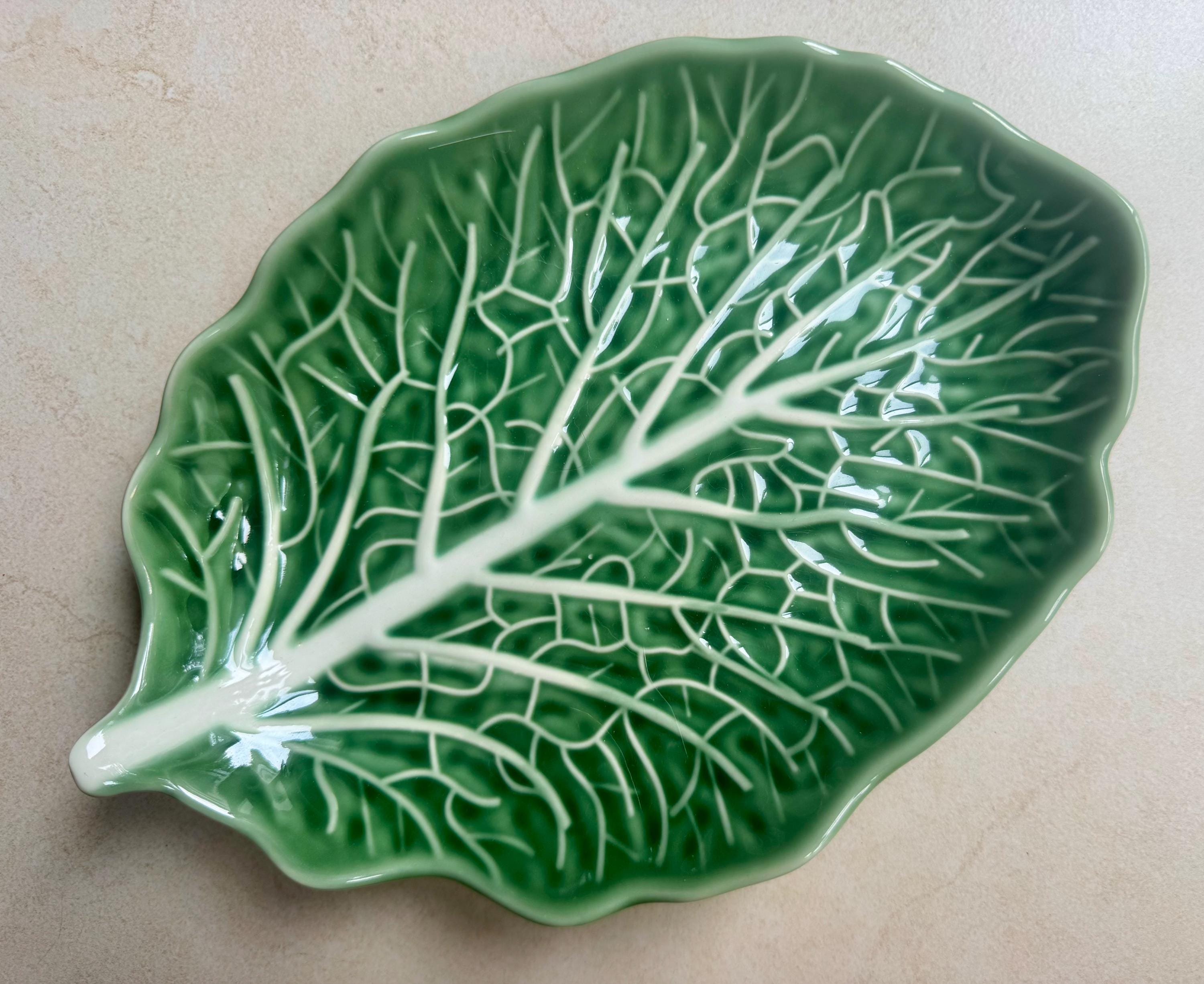 Vintage Green Botanical Wall Plate Collection – Set of 7 | Leaf & Cabbage Plates | Majolica Style Wall Gallery | Grandmillennial Decor
