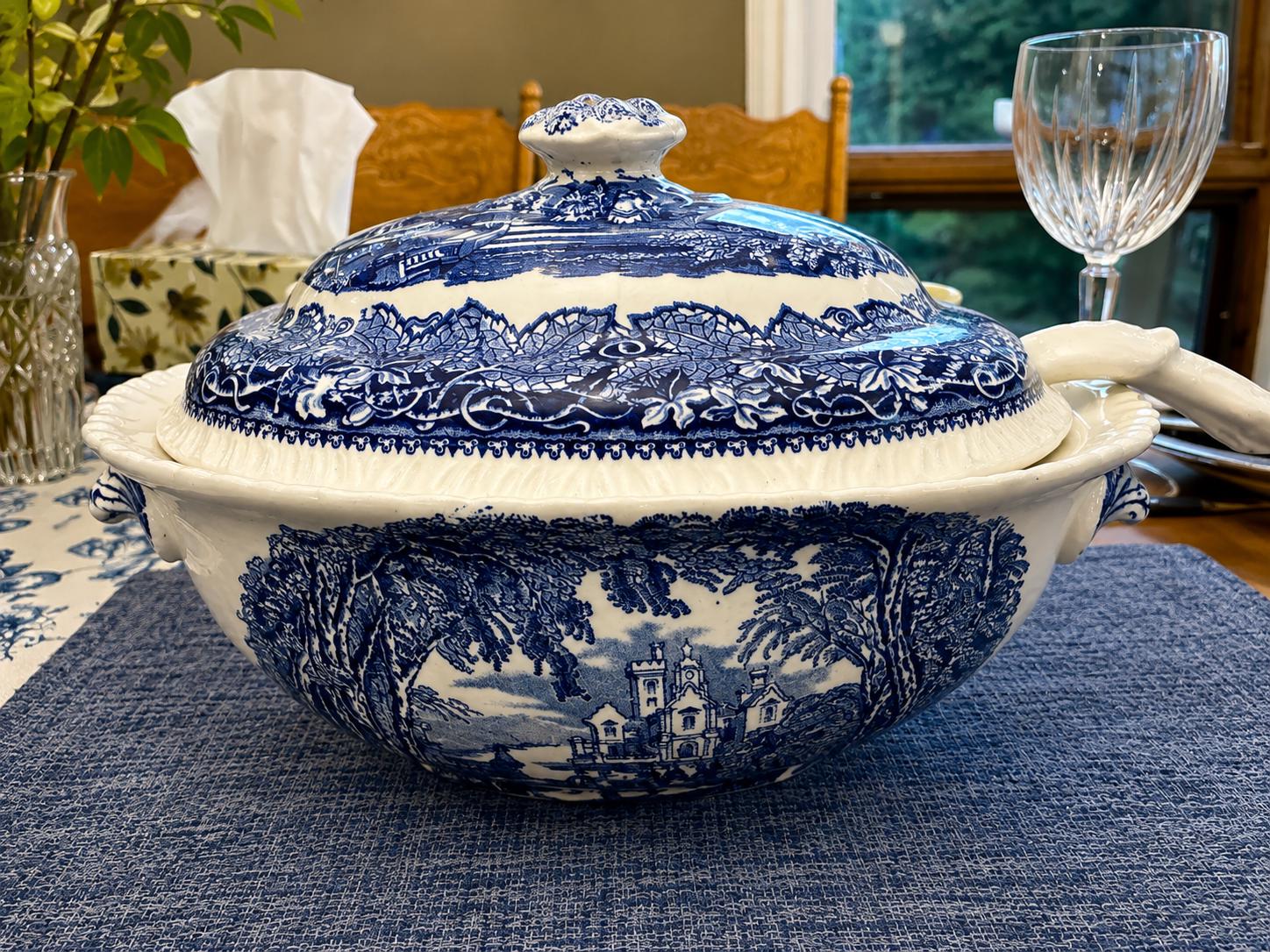 Vintage Mason’s Vista Blue Transferware Covered Soup Tureen With Ladle — English Ironstone
